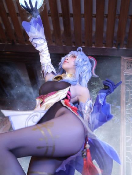 新婚少妇粉嫩浑圆饱满